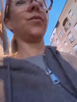 ManuelaX live sex cam