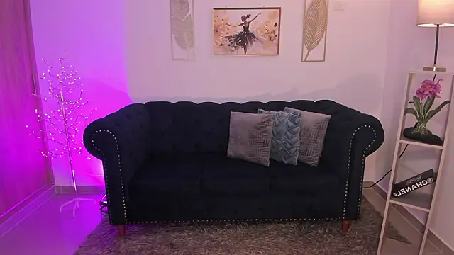 Layla_Breezee's cam snapshot