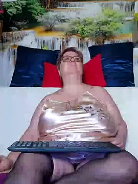 QueenPammy1's cam snapshot