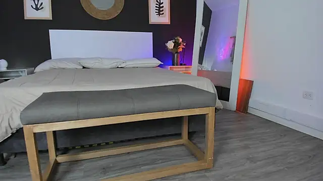 VioletPaket live sex cam