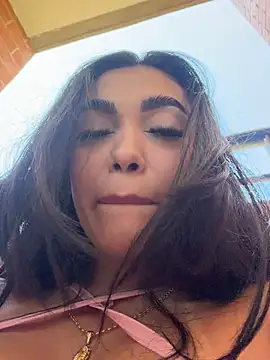 emma_andrew1 live sex cam