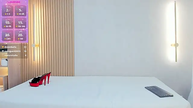 ciara_brownn's cam snapshot