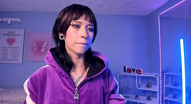 Hannahpage's cam snapshot