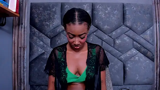 dalilaqueen's cam snapshot