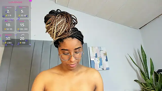 Sophia_Ebony's cam snapshot