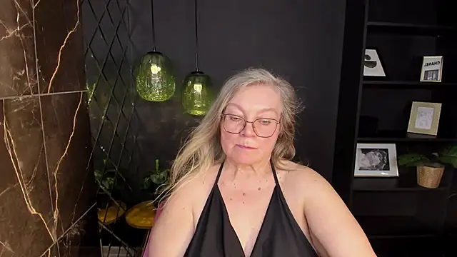 NataliMellow's cam snapshot