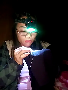 CoMay003's cam snapshot