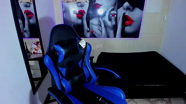 miaa_scott7's cam snapshot