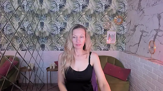 NancyGrace's cam snapshot