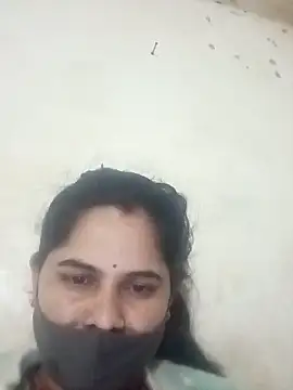 JULEE-740's cam snapshot