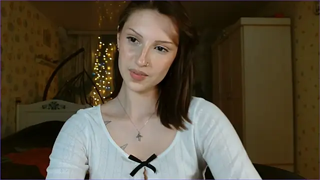 RuxaShade live sex cam