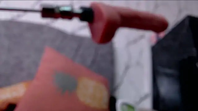 VIOLETTA-HOT's cam snapshot