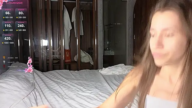 hot_ass_18's cam snapshot