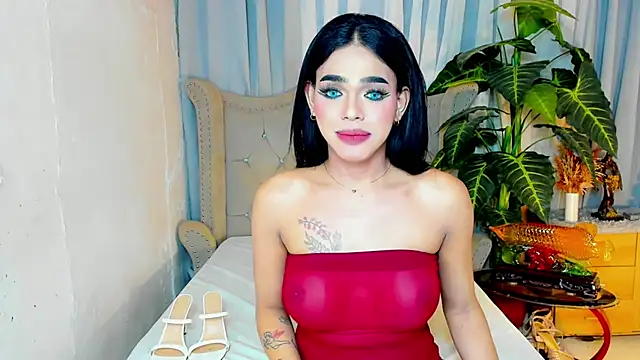 MochaliciousTransOnTop live sex cam