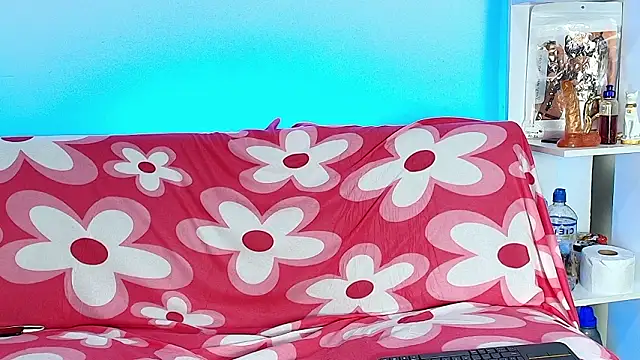 Nahomi_rous777's cam snapshot