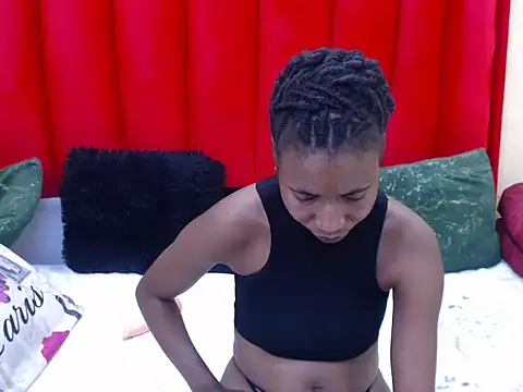 sexy-petitexx's cam snapshot