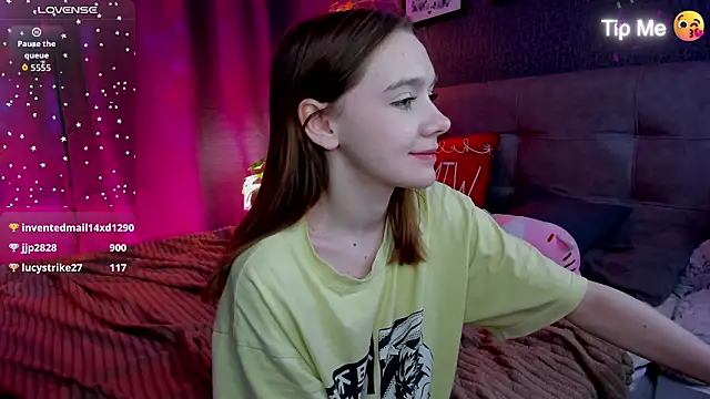 Lesi_Moonie01's cam snapshot