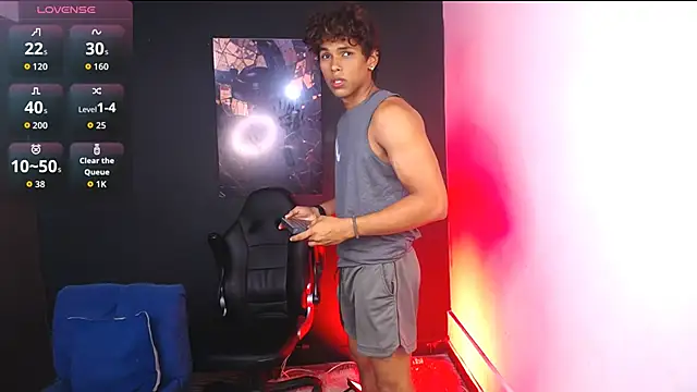 LiamVibes212's cam snapshot