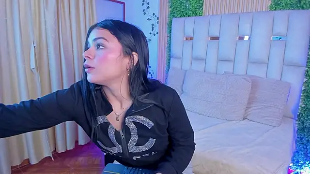 Jade_Nmm's cam snapshot