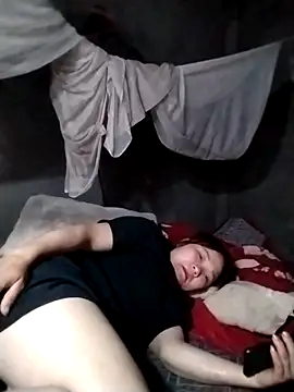 m-mbae's cam snapshot