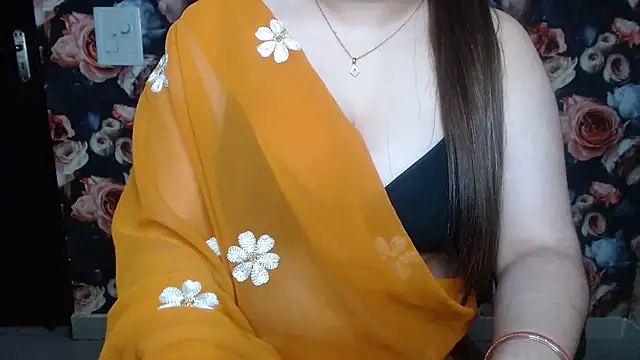 green_girl's cam snapshot