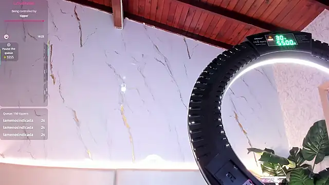 Julietaa_1's cam snapshot