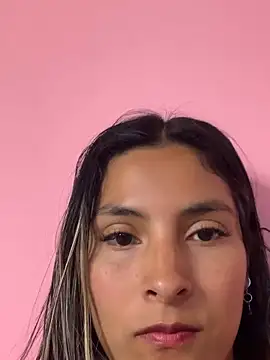 Cami_Leon2's cam snapshot