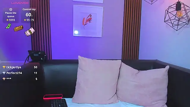 Nahiajhonson_'s cam snapshot