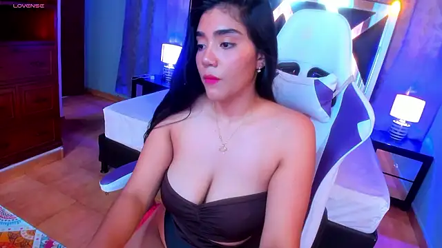 Samantha_Sweetyy's cam snapshot