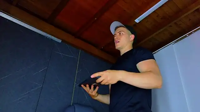 ALANNFERRER's cam snapshot