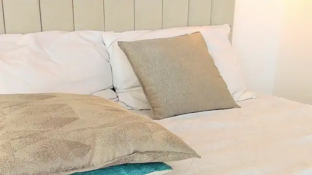 Michell_Wallker's cam snapshot