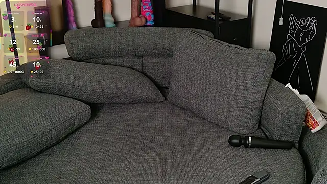 Strawberryfoxx's cam snapshot