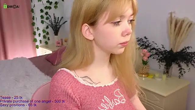 Rochelle_Dolly's cam snapshot