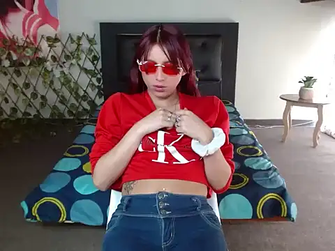 LuluKiss_'s cam snapshot