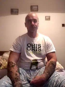 chcem1975 live sex cam