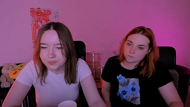 casey_meow_'s cam snapshot