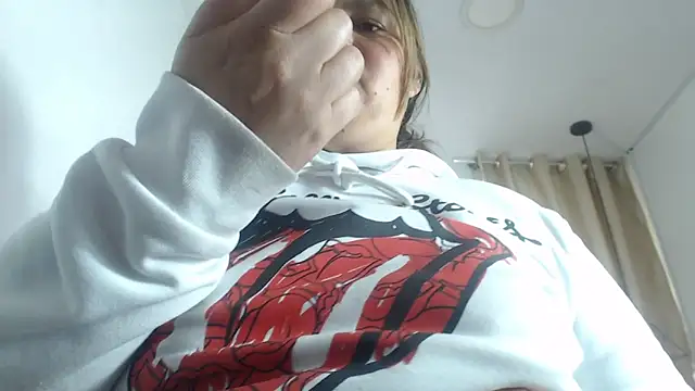 SweetRouse__'s cam snapshot