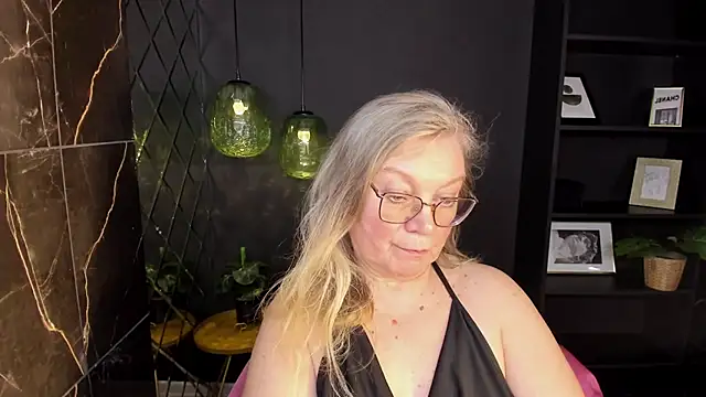 NataliMellow's cam snapshot