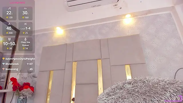 Camilaa_Sanchez_'s cam snapshot