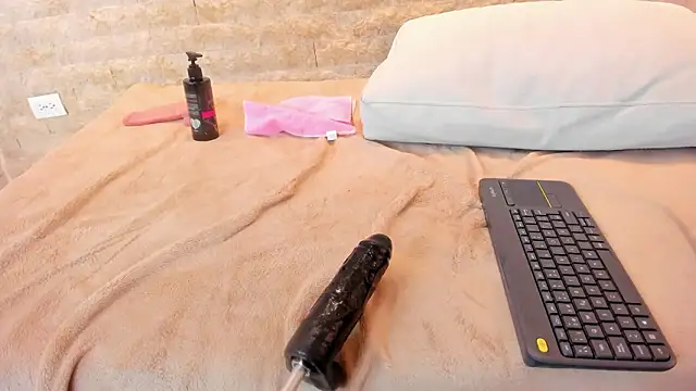 amber_ryan's cam snapshot