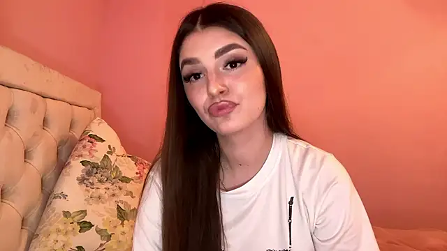 UrDreamBarbie's cam snapshot