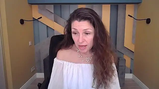 EllaLong's cam snapshot