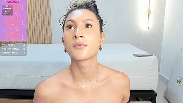 ciara_brownn's cam snapshot