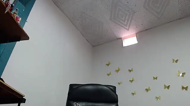 Sexy-Favgirl's cam snapshot