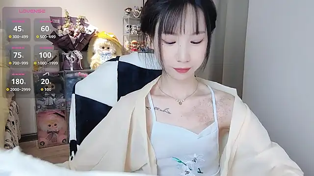 M-OTT_'s cam snapshot