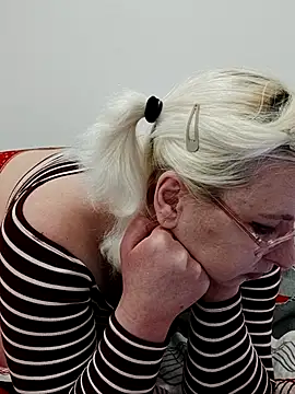 VikaKing's cam snapshot