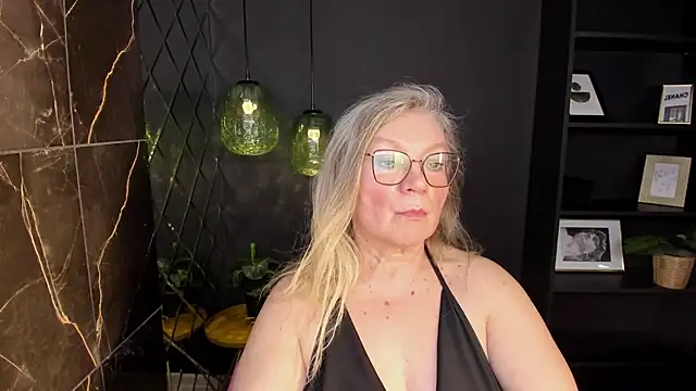 NataliMellow's cam snapshot