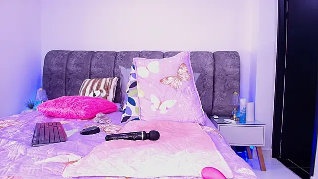 sweegirl69's cam snapshot