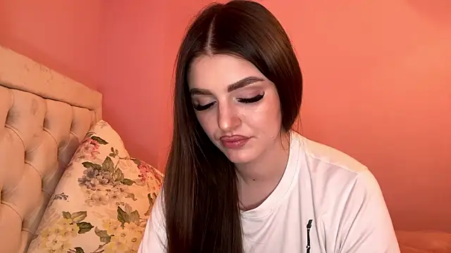 UrDreamBarbie's cam snapshot