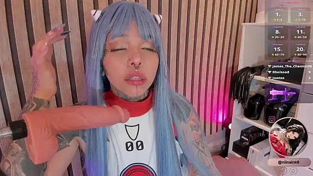 NinaInk's cam snapshot